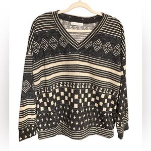 Chris & Carol Black and Cream Geometric V-Neck Sweater